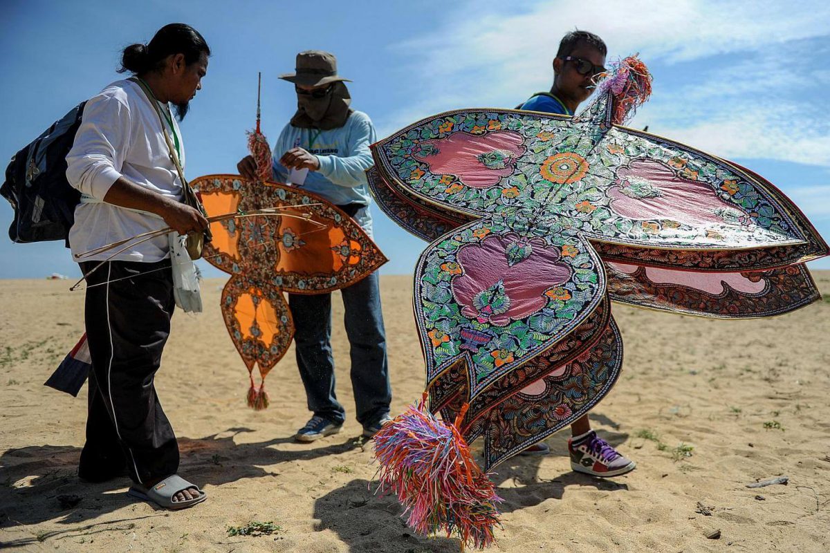 Elemental Kites